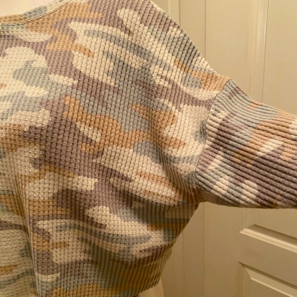 Z Supply Camo Waffle Knit Sweat Set 🩶🤍🤎🩵 - Picture 7 of 16